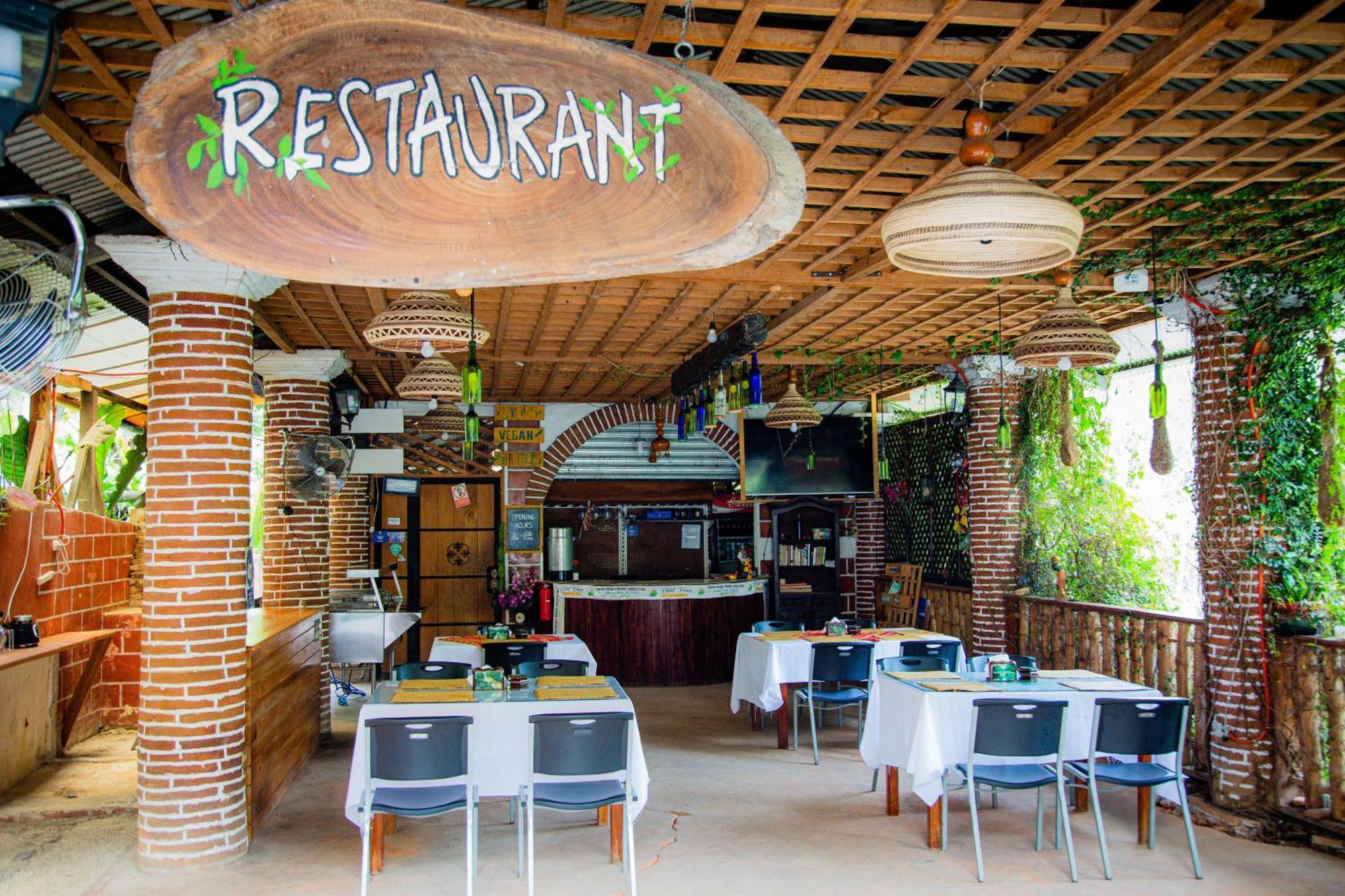 Viñas Hotel Lanquín Buitenkant foto